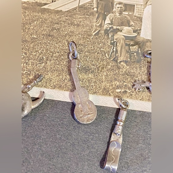 4 Vintage Southwest theme Pendant Charms including Guitar, Cowboy Boot, & Pipe - Picture 7 of 16